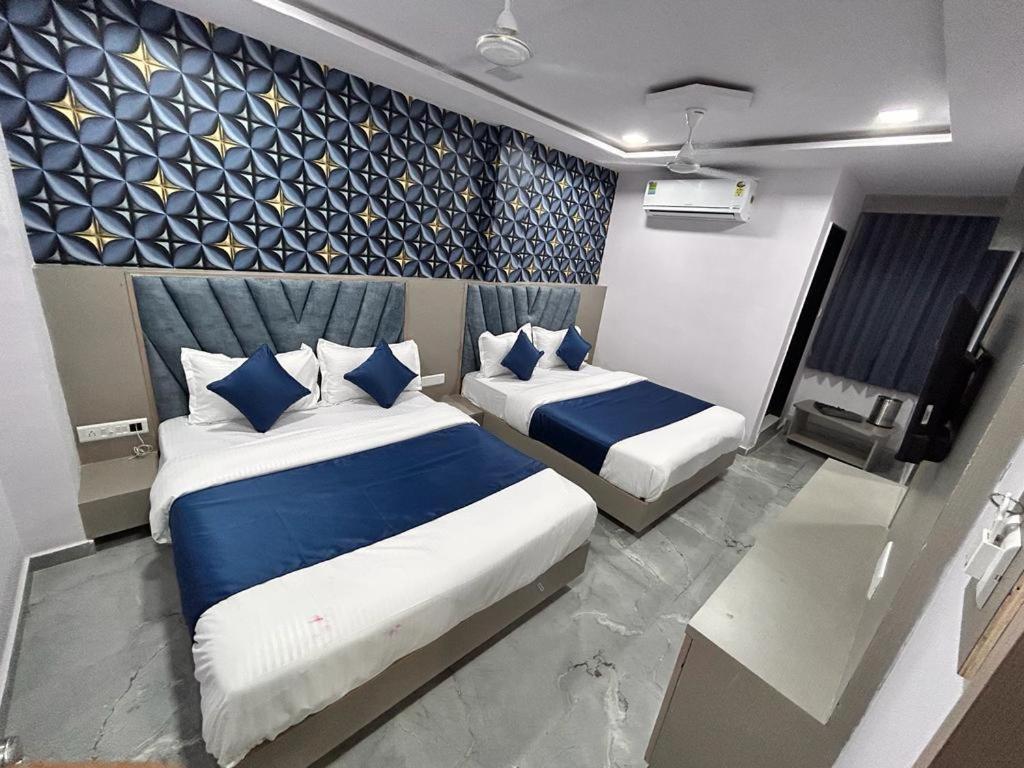 Hotel Kingdom Γκαντχιναγκάρ Εξωτερικό φωτογραφία