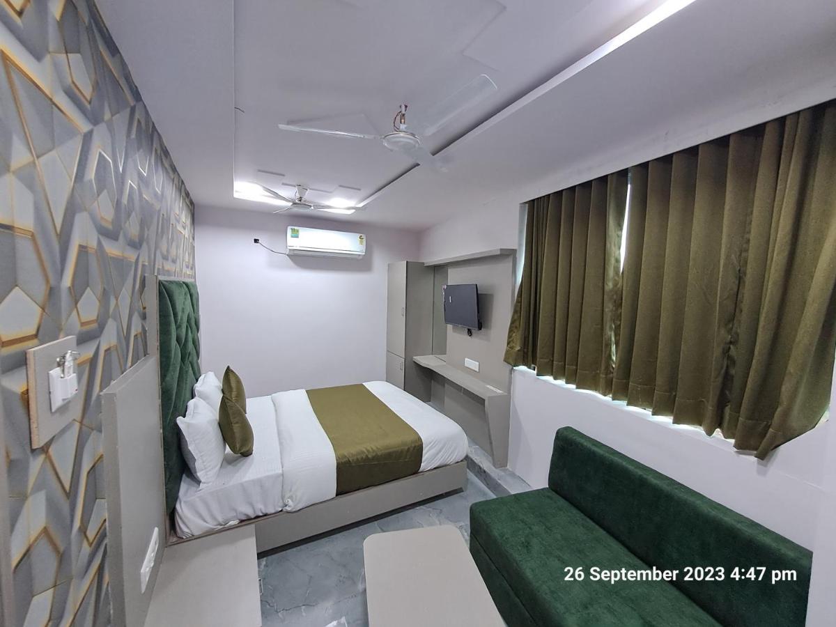 Hotel Kingdom Γκαντχιναγκάρ Εξωτερικό φωτογραφία