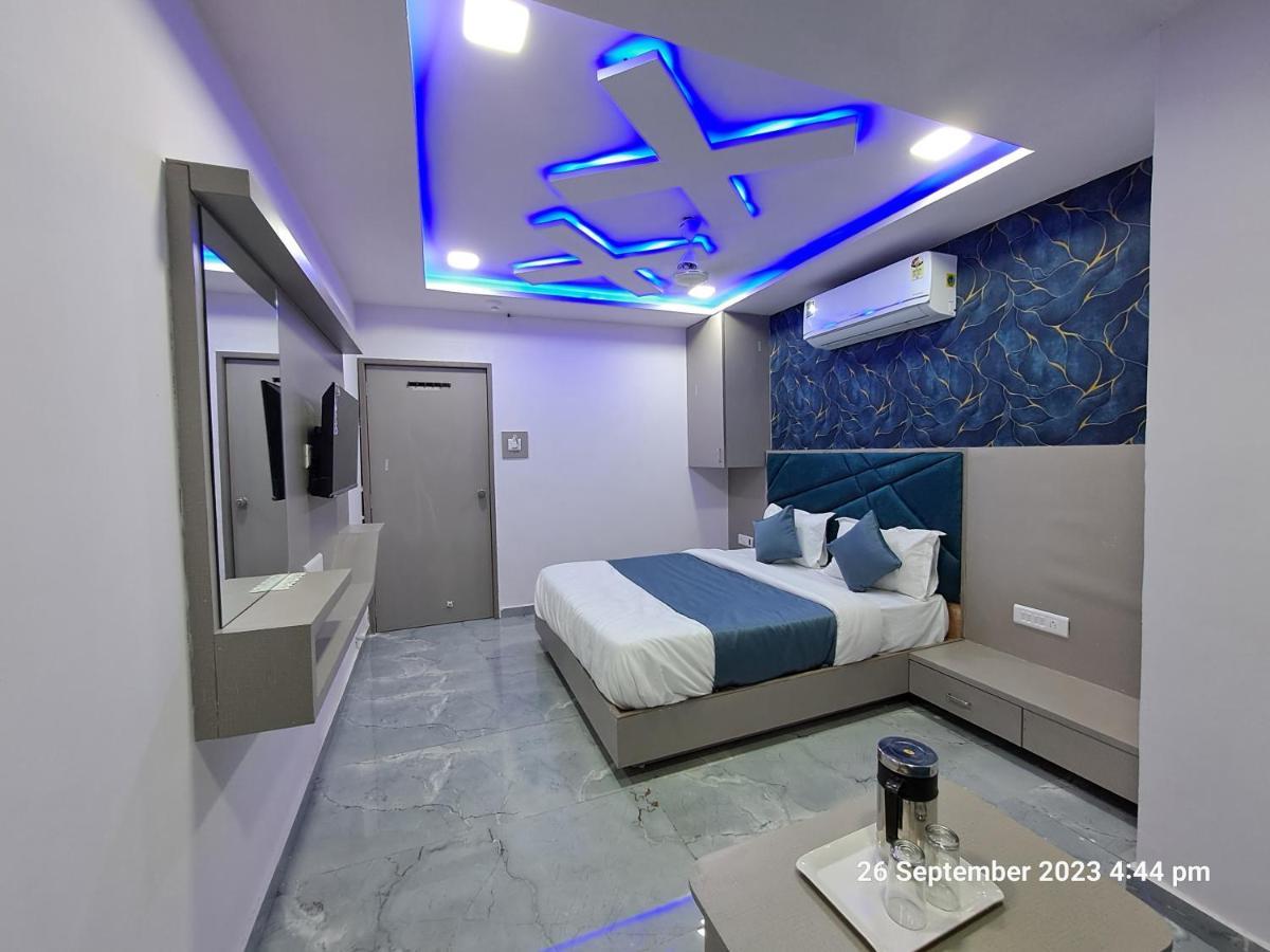 Hotel Kingdom Γκαντχιναγκάρ Εξωτερικό φωτογραφία